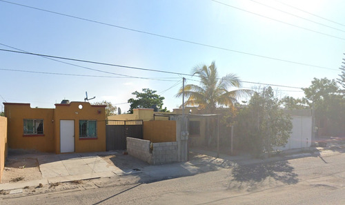Casa En Remate Bancario En Calle Nevado De Colima , San Fernando , La Paz , Baja California -ngc
