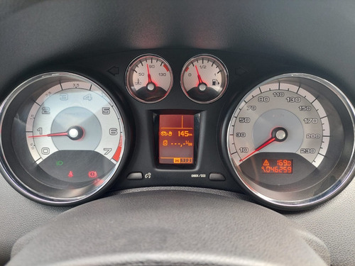 Imagen 9 de 16 de Peugeot 408 1.6 Active 115cv