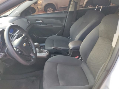 Imagem 4 de 9 de Cruze 1.8 Lt 16v Flex 4p Automático