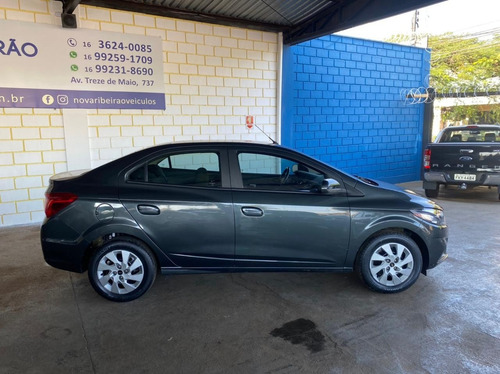 Imagem 8 de 11 de Chevrolet Gm Prisma Lt 1.4 Cinza 2018