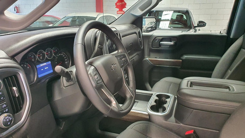Imagen 8 de 13 de Cheyyenne Rst Z71 4x4 2021