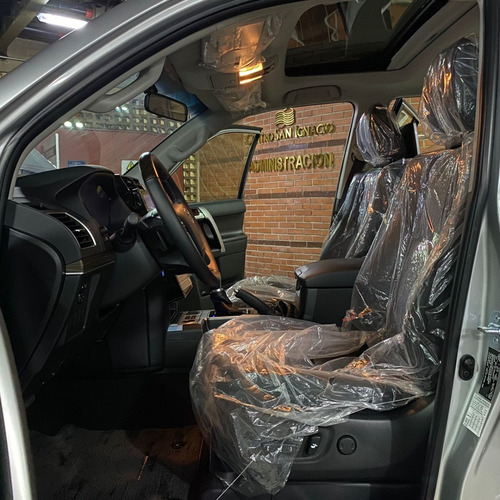 Imagen 10 de 12 de Land Cruiser Prado 2022