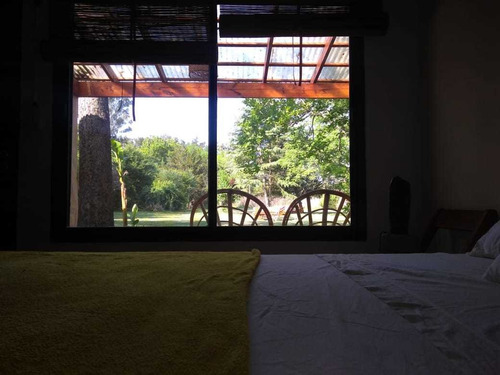 Imagen 18 de 19 de Alquiler Marzo Abril Dos Casas De Campo En Mercedes Para Un Mismo Grupo, 10 Huéspedes. Una Hermosa Hectárea Arbolada, Piscina Cercada, Tv, Wi Fi, Cancha Fútbol, 90 Kmts.caba ,