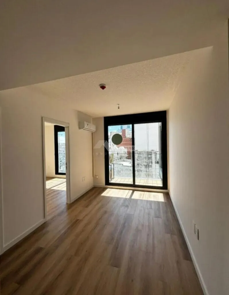 Alquiler Apartamento 1 Dormitorio Tres Cruces Acevedo Diaz Y Colonia Ed. Ventura Go C/ Terraza! · Foto 2