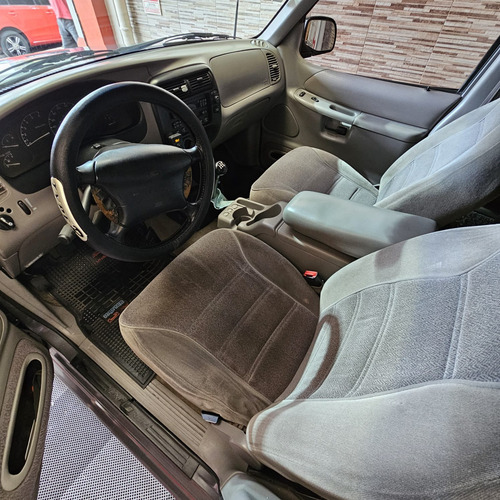 Ford Explorer 4.0 Xlt 4x2