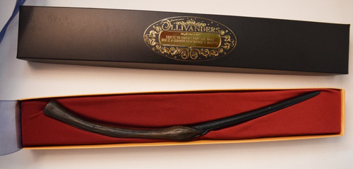 Imagen 4 de 8 de Varita Bellatrix Lestrange - Ollivanders - Original