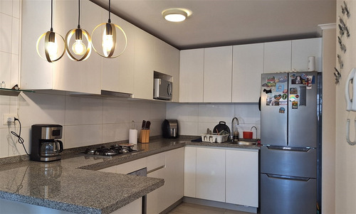 Departamento En Venta De 1 Dorm. En Huechuraba Con Est Y Bod