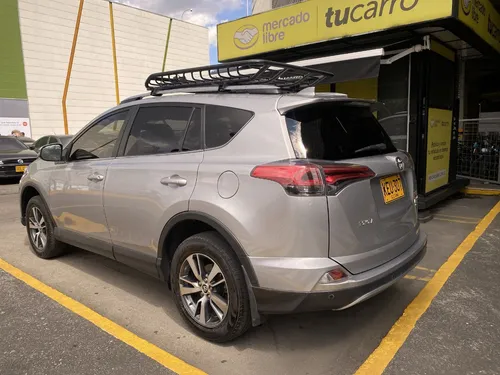 Toyota RAV4 2.5 Xroad