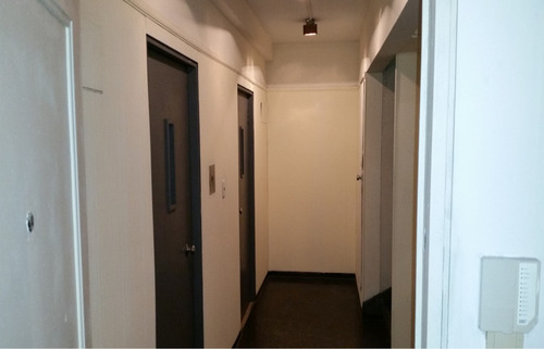 Alquiler - Oficinas En 306 M2 - Sobre 18 . Cordón