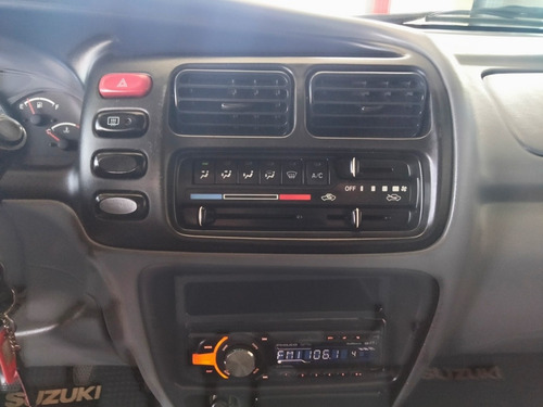 Imagen 11 de 16 de Suzuki Grand Vitara 1.6 3 Puertas