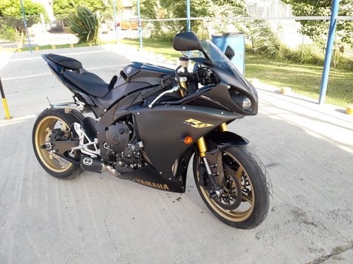 Vendo Yamaha Yzf, R1, 1000 Cm3, Mod. 2010, Excelente Estado,