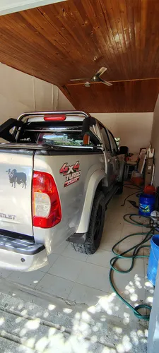 Chevrolet Dmax Mod 2011 Color Plata