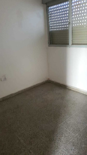 Gral. Belgrano - Chorroarin 2433 - Depto 2 Dorms En Alquiler