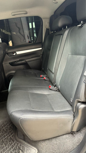 Toyota Hilux 2.7 SRV 4X2 CD 16V FLEX 4P AUTOMÁTICO