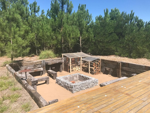Casa Exclusiva En La Isla Del Golf Para 12 Personas - ### Dueño Directo ### 234 M2 Cubiertos + 74 M2 Descubiertos Con Salida Directa Al Golf (4 Dormitorios + 1 Habitación De Servicio)