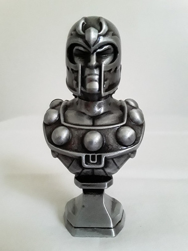Coleção Mini Busto Metal: Magneto #2 / Marvel