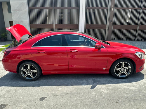Mercedes-Benz Clase CLA 1.6 200 Cgi Mt