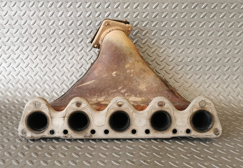 Multiple De Escape Vw Bora 2005-2010 2.5 Std (Usado)