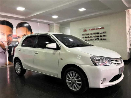Imagem 1 de 11 de Toyota Etios Hb Xls