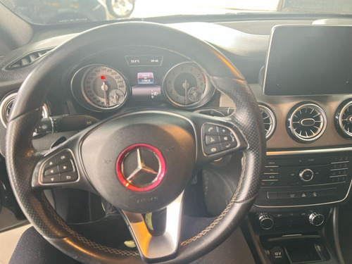 Mercedes-Benz 0 CLA-200 Urban 1.6 TB 16V/Flex Aut.