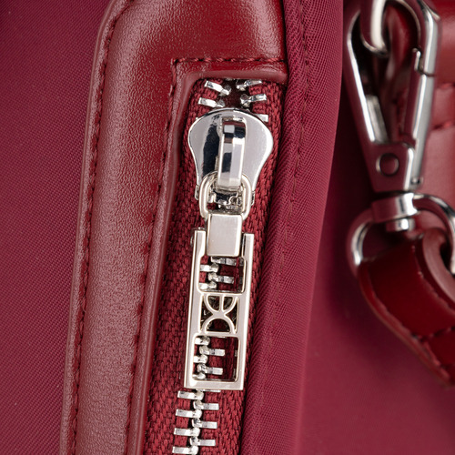 Bolsa Satchel Cloe Maliani Grande Color Bordó