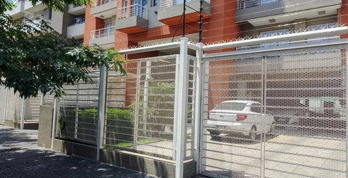 Morón. Venta. Impecable Depto 2 Amb, Coc. Separada, Balcón Corrido, Llave Electrónica, Port Visor, Cerco Eléctr. Grupo Electrógeno, A 8 C/ Estación Morón