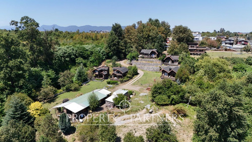 Casa Y Complejo 6 Cabañas En Terreno De 13.000 Mts...