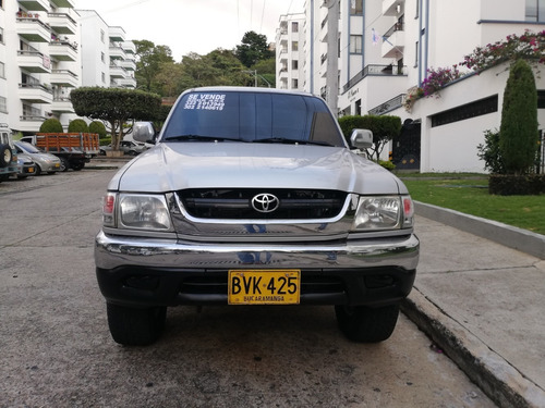 Toyota Hilux 2.4 Ex Hi Rider Plus