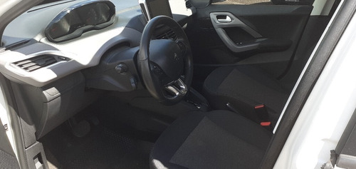 Peugeot 208 2018/2019 2692