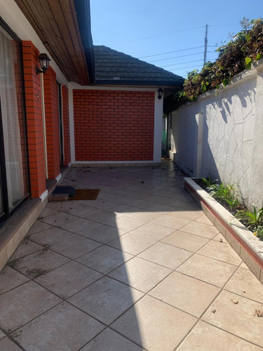 Casa En Venta Monroe, Las Condes, Excelente Ubicación