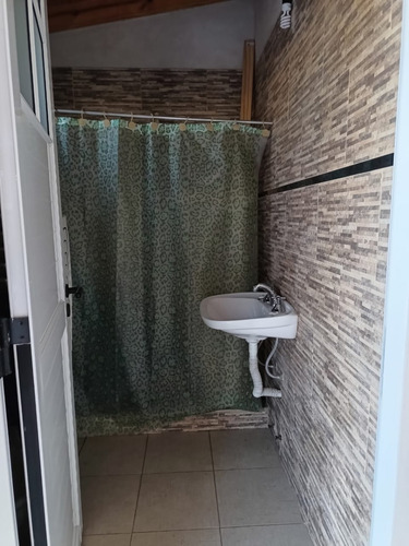 Casa Quinta Ubicada En Barrio Cerrado La Tregua, Virrey Del Pino Km 46, Partido De La Matanza.