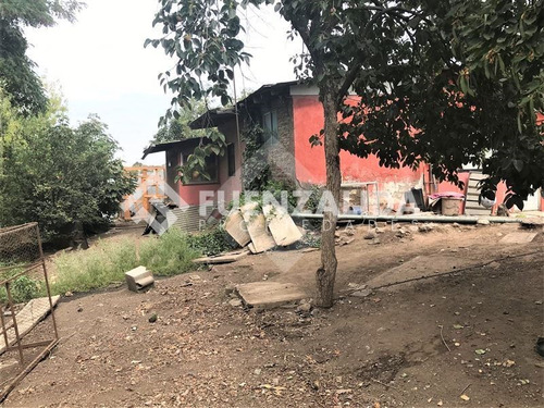 Casa Sitio En Venta De 2 Dorm. En Lo Barnechea