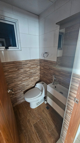 Apartamento En Urbanizacion Real Con Amplio Balcón