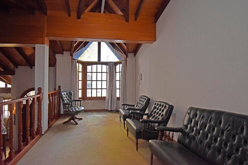 Venta Casa 6 Amb Jardin Y Pileta Parque Patricios