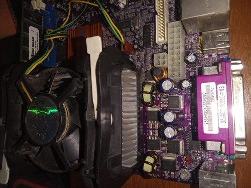 Combo Retro Pmadre Ecs P4vmm2, Intel P4 1.8 478, 512 Mb Ram Violeta Oscuro
