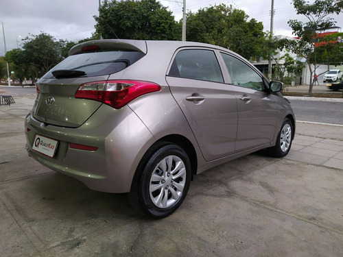Imagem 3 de 6 de Hyundai Hb20 1.0 Comfort Plus 12v Flex 4p Manual