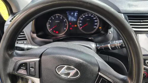 Hyundai Accent 1.6l 4 p