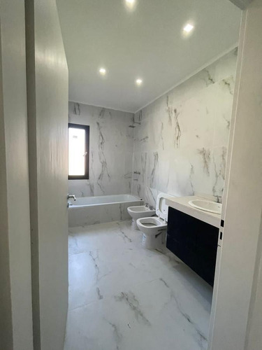 Imagen 6 de 13 de Casa En Venta 5 Ambientes A Estrenar En Comarcas De Lujan, Santa Irene