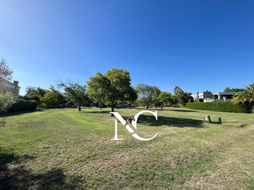Imagen 5 de 6 de Terreno Lote Doble En Venta En Abril Club De Campo
