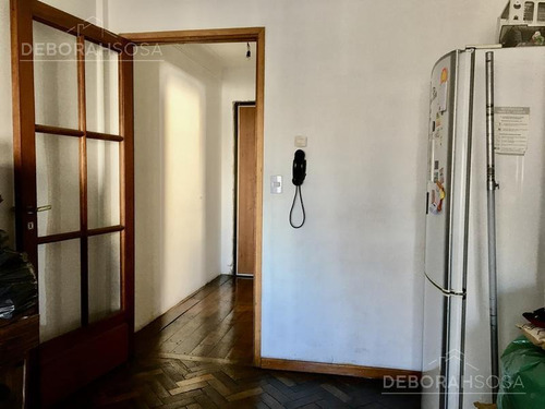 Imagen 5 de 13 de Semipiso De 4 Ambientes Con Balcón En Once - Apto Profesional. Oportunidad De Inversión.