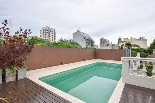 Imagen 17 de 30 de Magnífica Casa De Estilo Reciclada 9 Ambientes Terraza Piscina Cochera - Master Suite