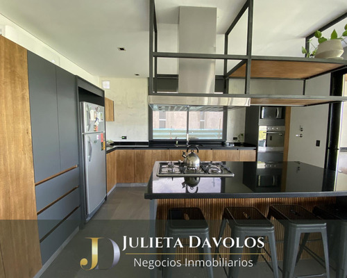 Casa En Venta 5 Ambientes Puertos Del Lago Barrio Acacias Escobar-maschwitz