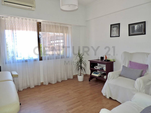 Imagen 26 de 30 de Semipiso De 2 Dormitorios En Venta En La Plata