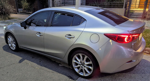 Dueño Vende Mazda 3 2.0 Extrafull Empadronado 2015. 150.000