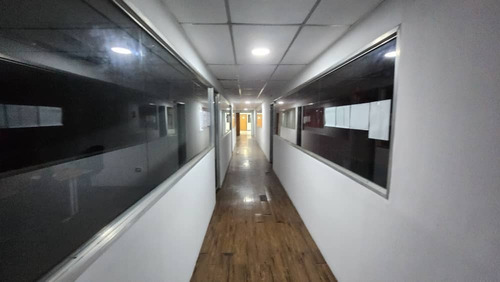 Imagen 11 de 19 de #1636 Galpon De 2.000m2, Boleita Norte