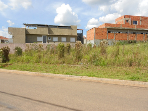 Imagem 9 de 14 de Vendo Terrenos Lotes Residenciais Prontos Para Construir R$ 783,33 Mensais 6x25 150 M² Muito Plano Com Internet Com Escritura E Iptu Individual