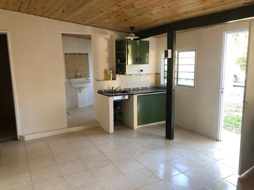 Imagen 3 de 22 de Casa Venta 4 Ambientes Del Viso 3 Deptos
