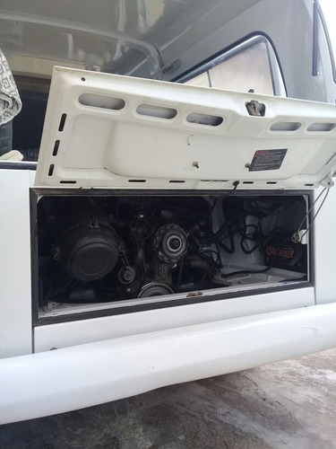 Imagem 10 de 15 de Volkswagen Kombi Estandart Passageiro