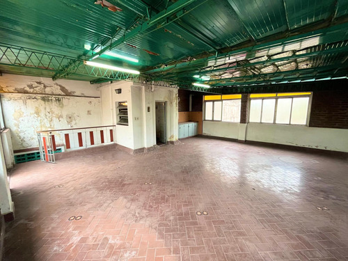 Departamento De 3 Dormitorios En 24 De Septiembre Al 1300, Sm De Tucumán