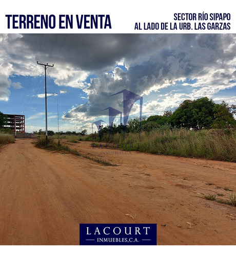 En Venta. Terreno Para Construcciones Recreativas O Food Park, Ubicado En Río Sipapo Al Lado De La Urb. Las Garzas #vl